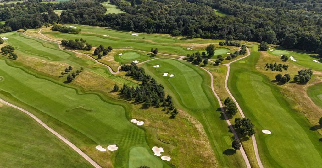 International golf The Grove